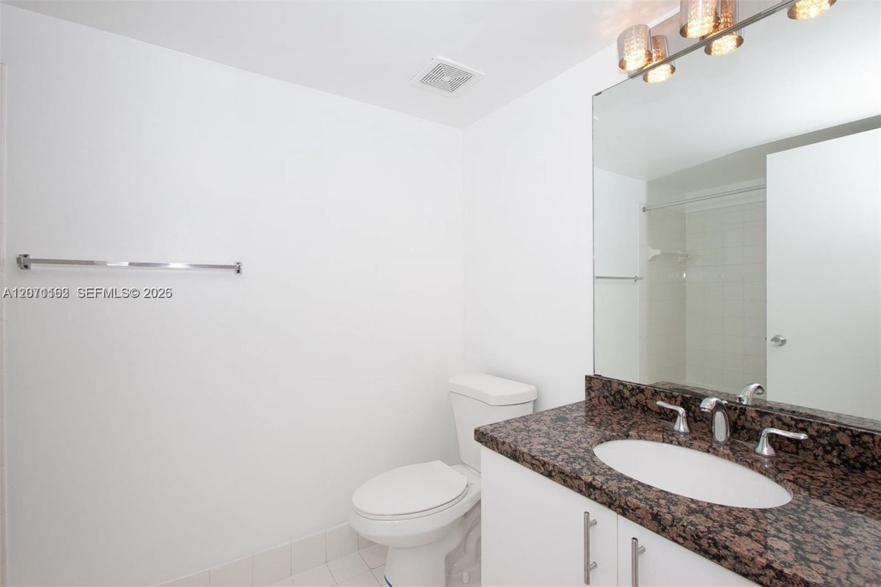 771 N Pine Island Rd, Unit 214, Plantation, FL 33324 Photo