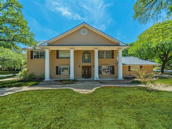 1202 Driftwood Drive, Euless, TX 76040