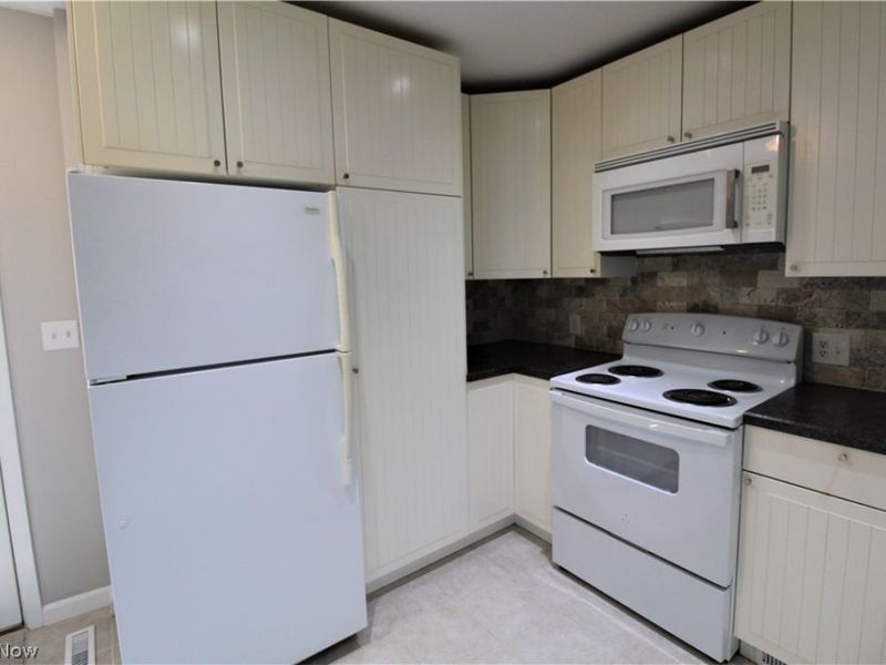 1128 Townsview Place, Wooster, OH 44691 Photo 3