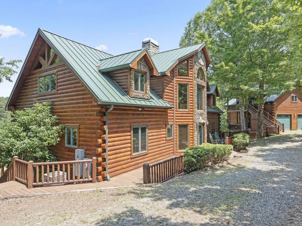 84 Charlotte Drive, Morganton, GA 30560