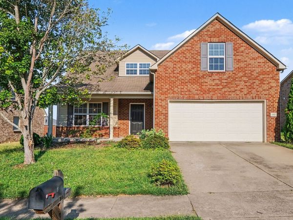 1017 Patmore Ln , Hendersonville, TN 37075