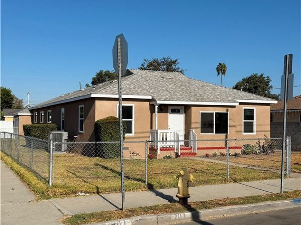 701 N Willow Avenue, Compton, CA 90221