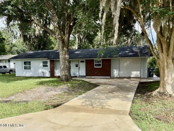 7018 BONNIE BRAE Lane, Jacksonville, FL 32210