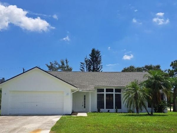 5000 NW Erskin Terrace, Port St. Lucie, FL 34983