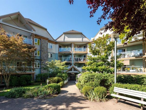 494 Marsett Pl, Unit #103, Saanich, BC V8Z 7J1