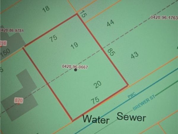 868 Brewer Street , Fayetteville, NC 28301