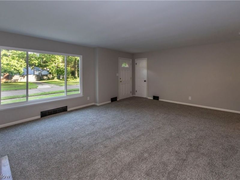 124 Westover Drive, Akron, OH 44313 Photo 5