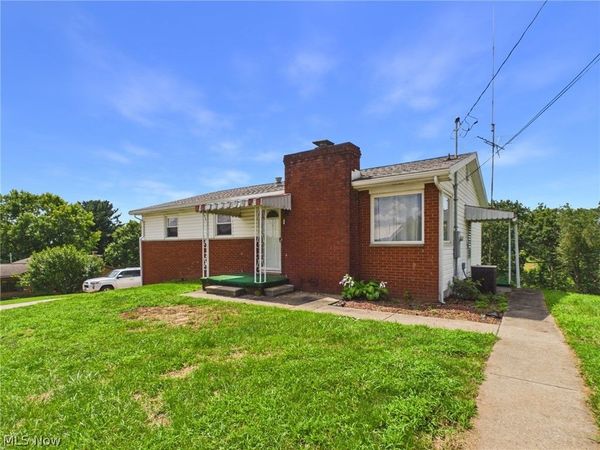 44 Cokeley Drive, Parkersburg, WV 26104