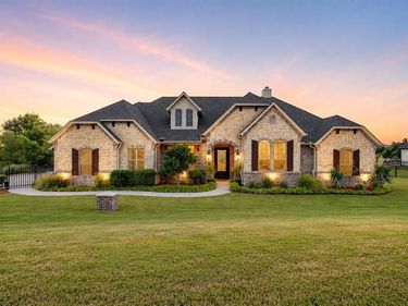 12408 Bella Vineyard Drive, Fort Worth, TX 76126