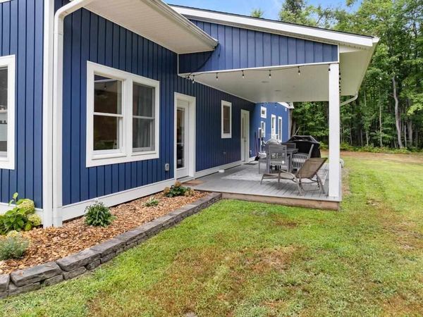 4402 W Stutsmanville Road, Harbor Springs, MI 49740