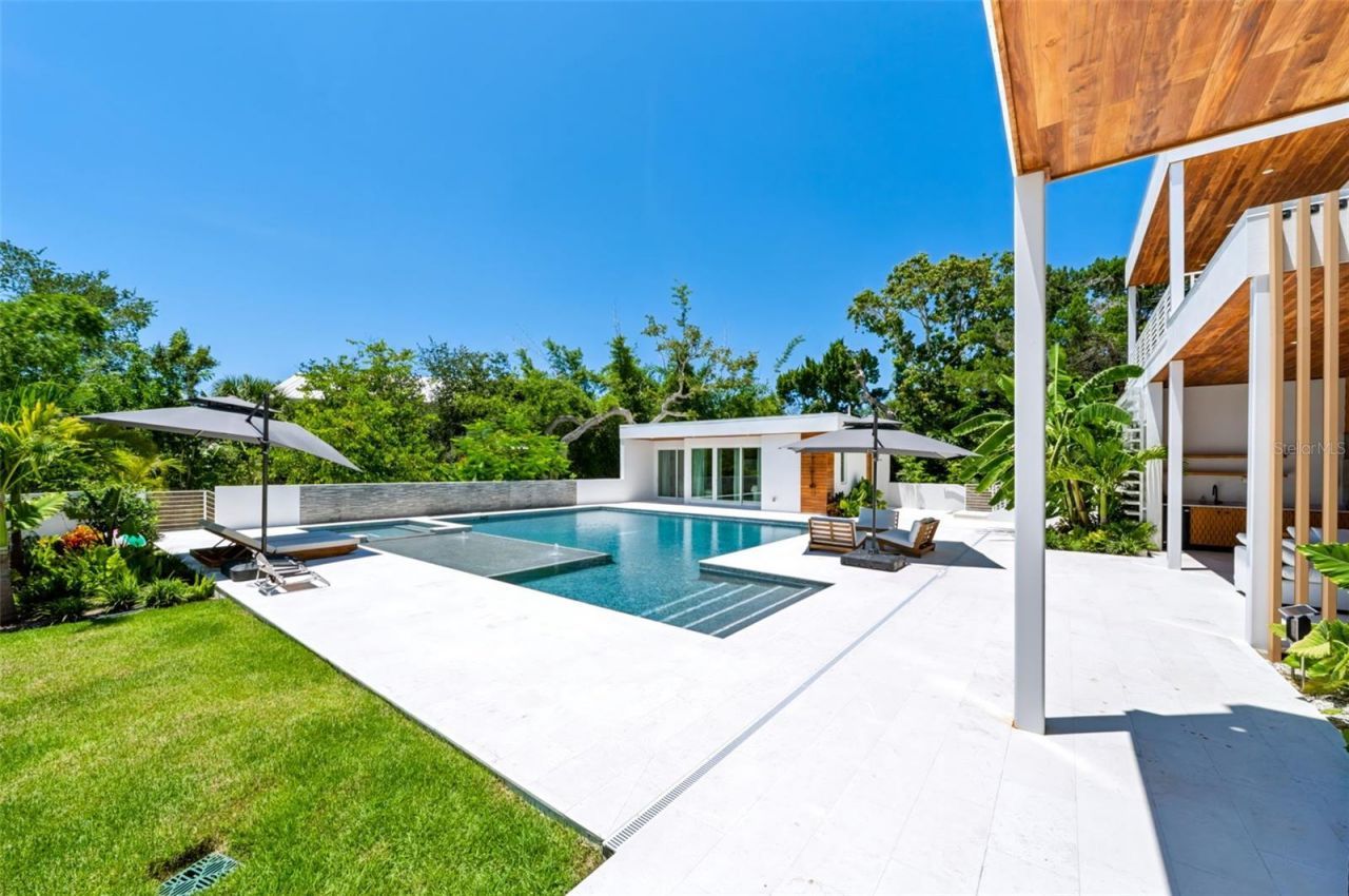 1355 Roberts Bay Lane, Sarasota, FL 34242 Photo