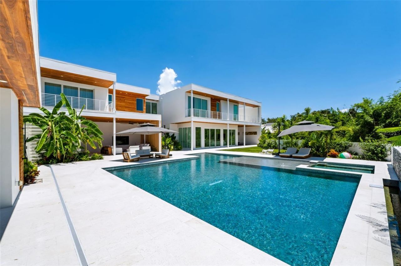 1355 Roberts Bay Lane, Sarasota, FL 34242 Photo