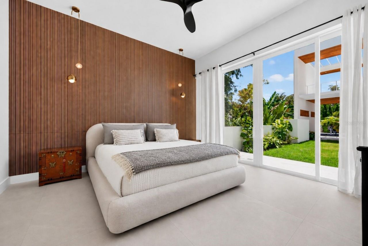 1355 Roberts Bay Lane, Sarasota, FL 34242 Photo