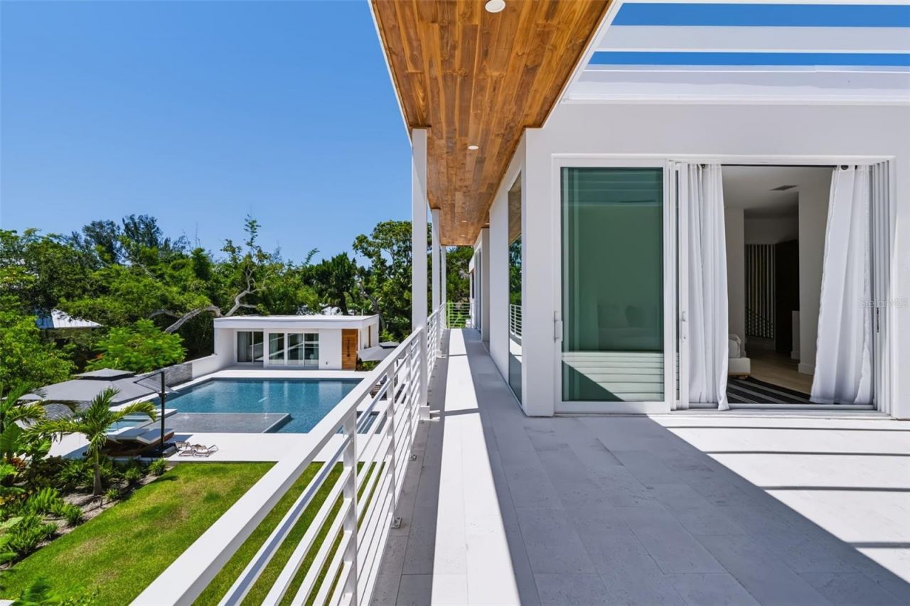 1355 Roberts Bay Lane, Sarasota, FL 34242 Photo