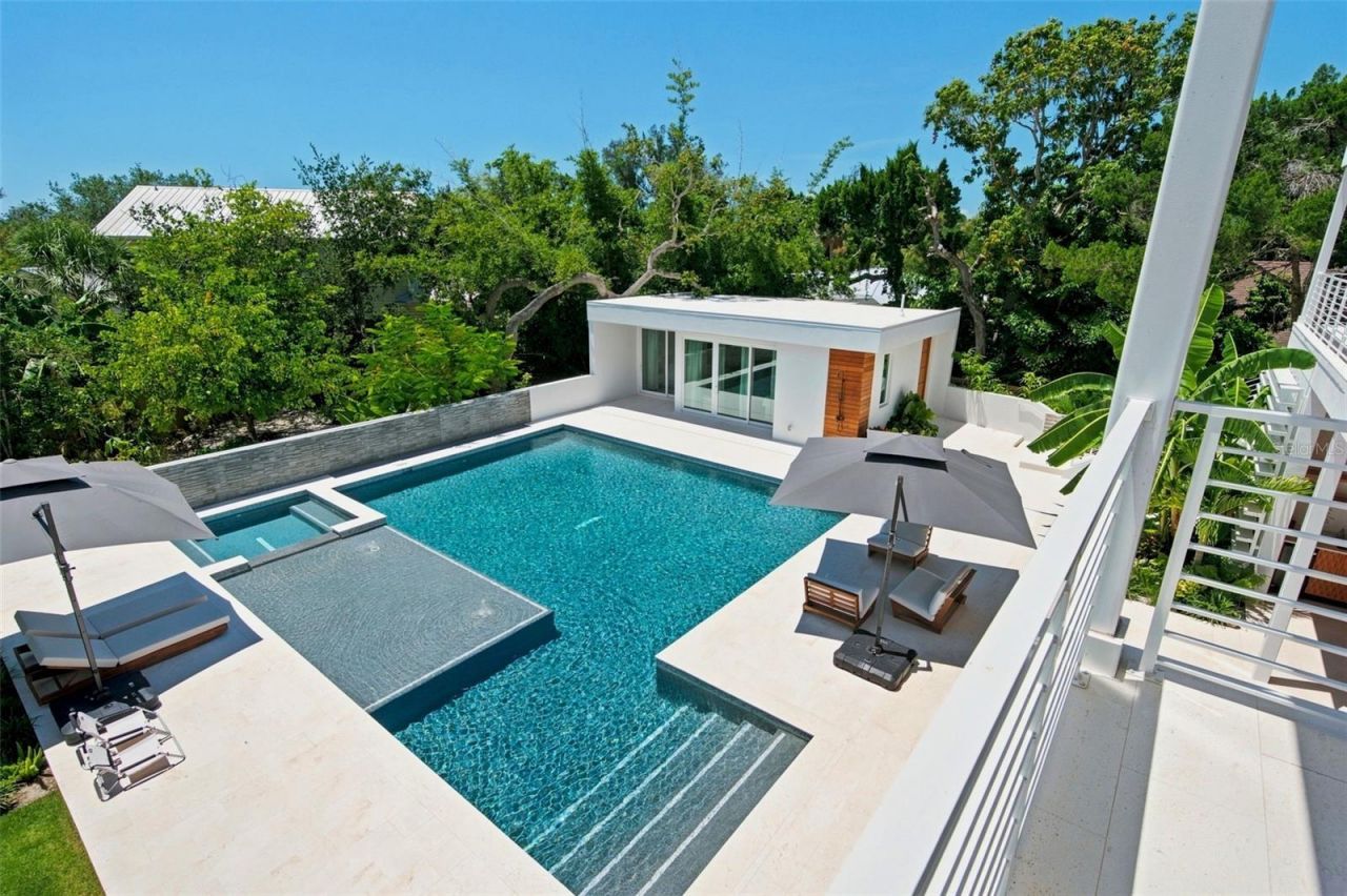 1355 Roberts Bay Lane, Sarasota, FL 34242 Photo