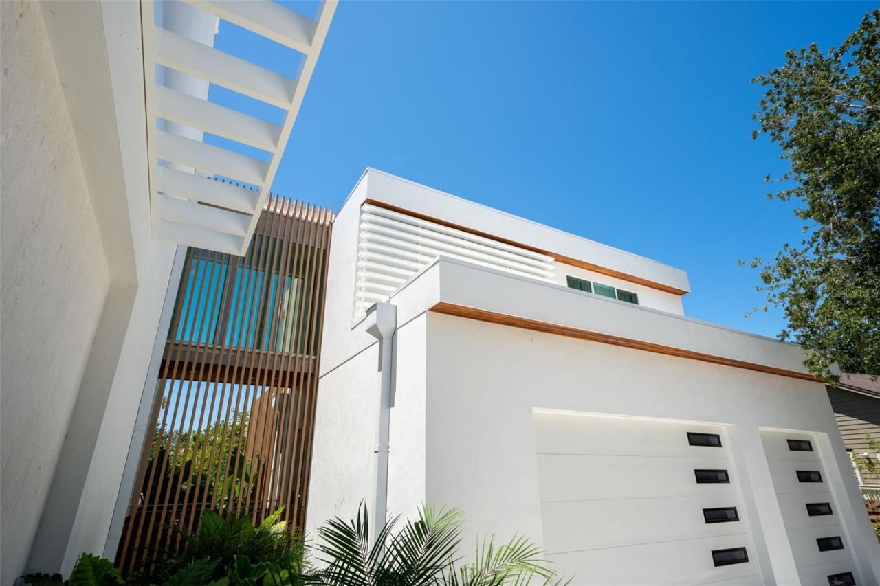 1355 Roberts Bay Lane, Sarasota, FL 34242 Photo