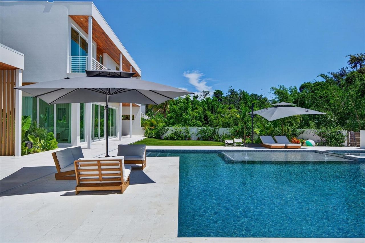 1355 Roberts Bay Lane, Sarasota, FL 34242 Photo