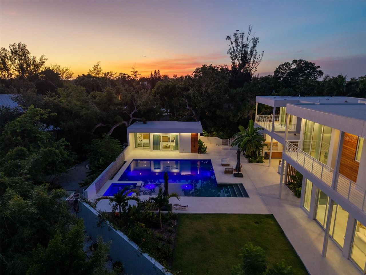 1355 Roberts Bay Lane, Sarasota, FL 34242 Photo