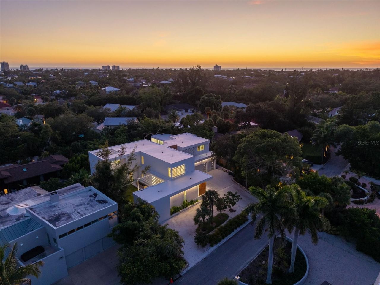 1355 Roberts Bay Lane, Sarasota, FL 34242 Photo