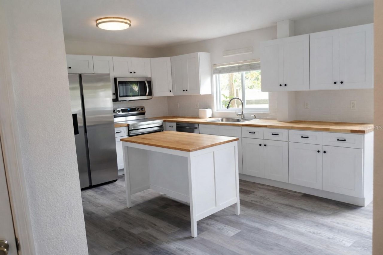 445 S State Road 415, Osteen, FL 32764 Photo