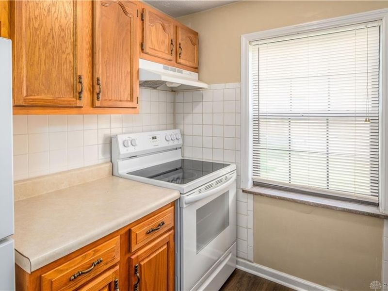 527 Corona Avenue, Kettering, OH 45419 Photo 9