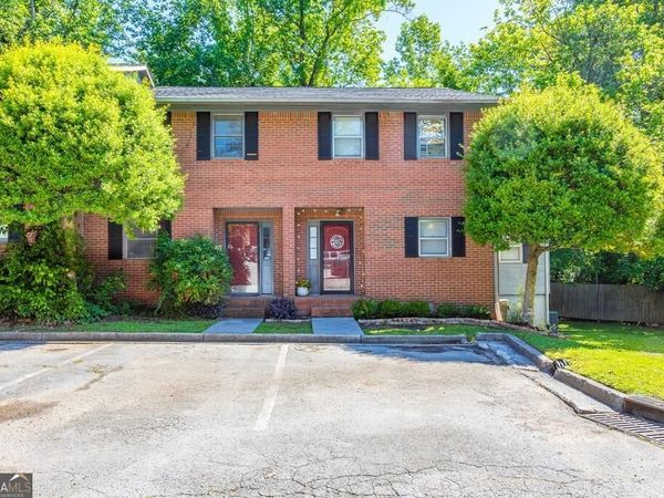 1900 Meadowbrook Circle NW, Dalton, GA 30720