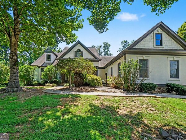 2784 Lost Lakes Drive, Powder Springs, GA 30127