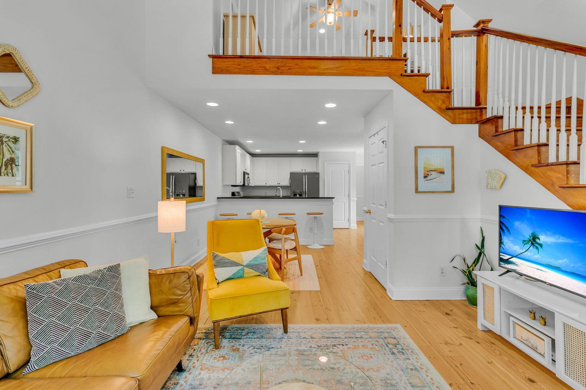 9 Kyle Place Photo 11