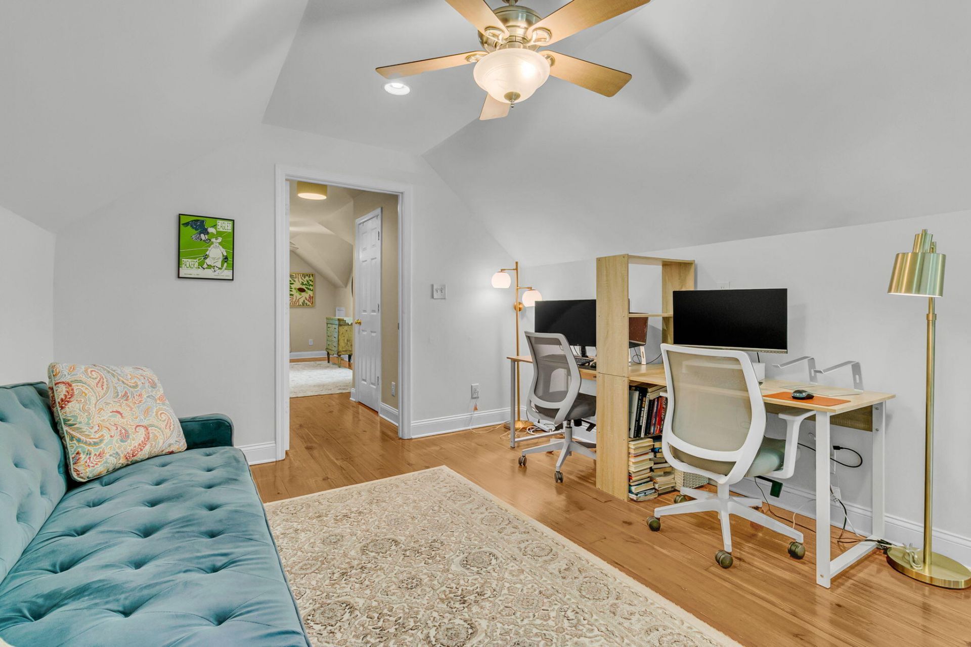 9 Kyle Place Photo 20