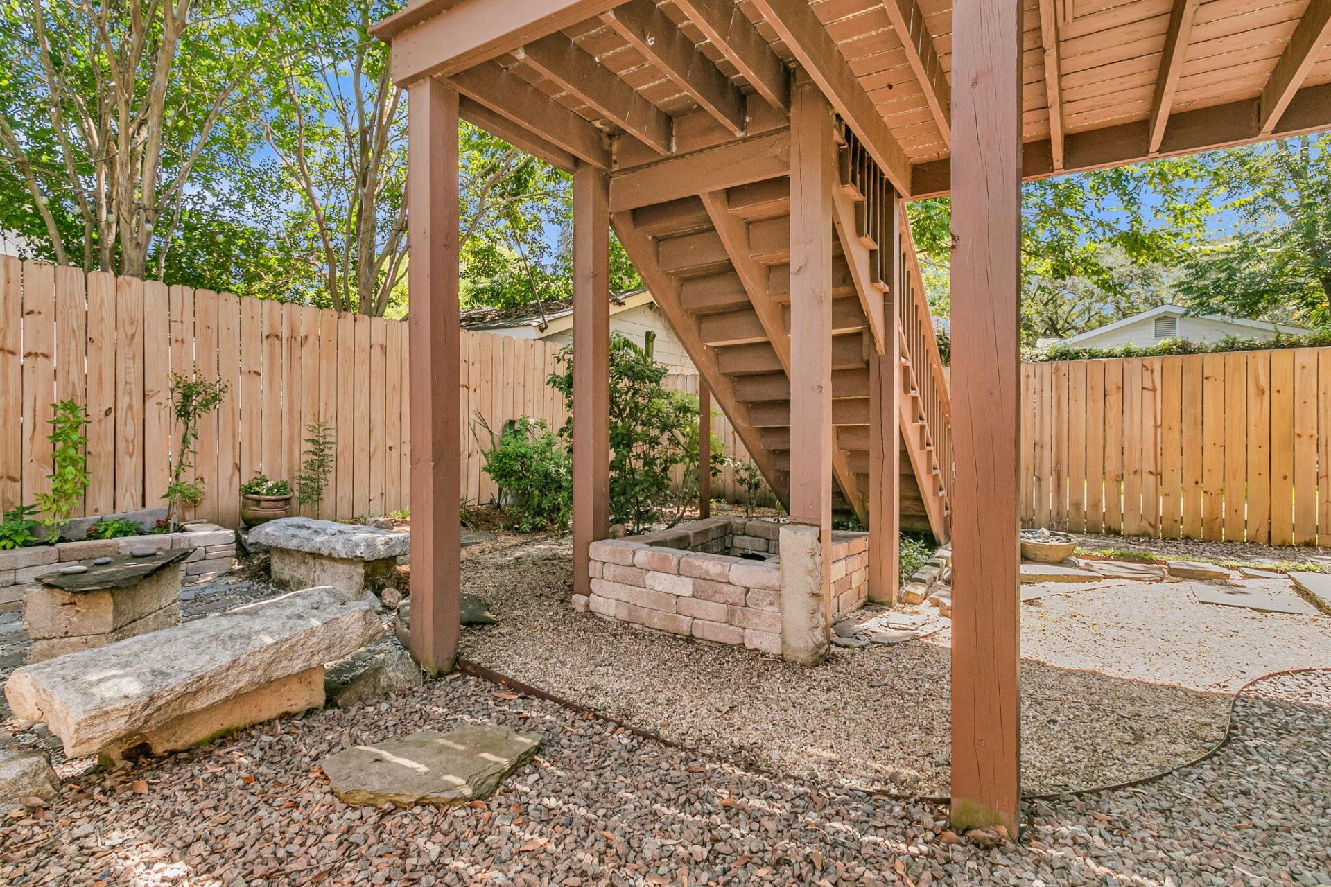 9 Kyle Place Photo 35
