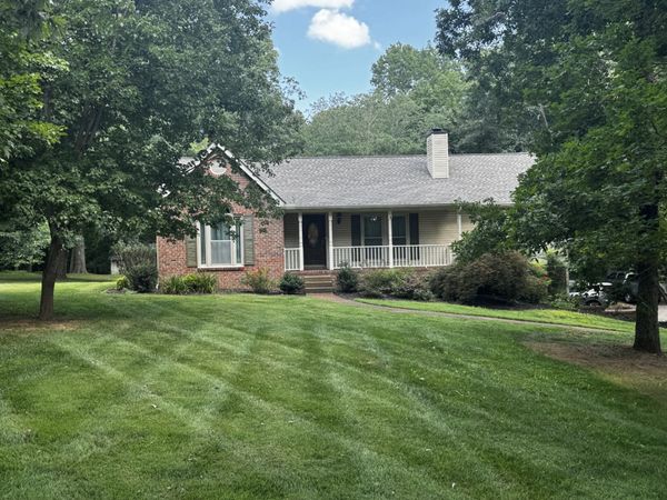5038 Windland Dr , Springfield, TN 37172