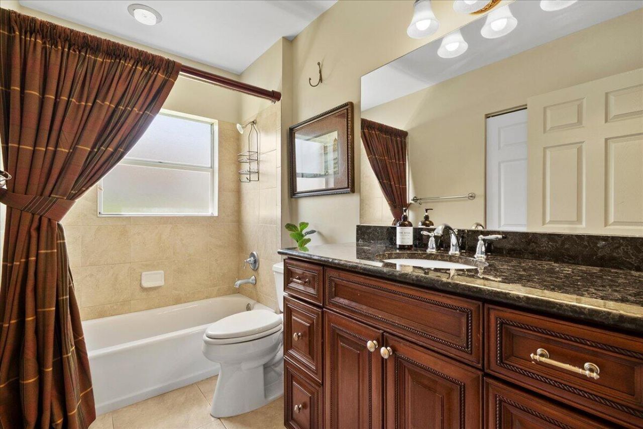 2590 Neaton Court, Wellington, FL 33414 Photo