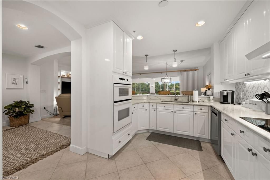 740 Waterford Dr, Unit 103, Naples, FL 34113 Photo