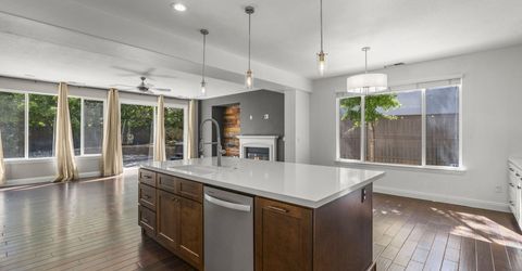611 Caspian Court, Reno, NV 89521 Photo