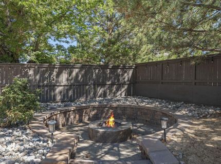 611 Caspian Court, Reno, NV 89521 Photo