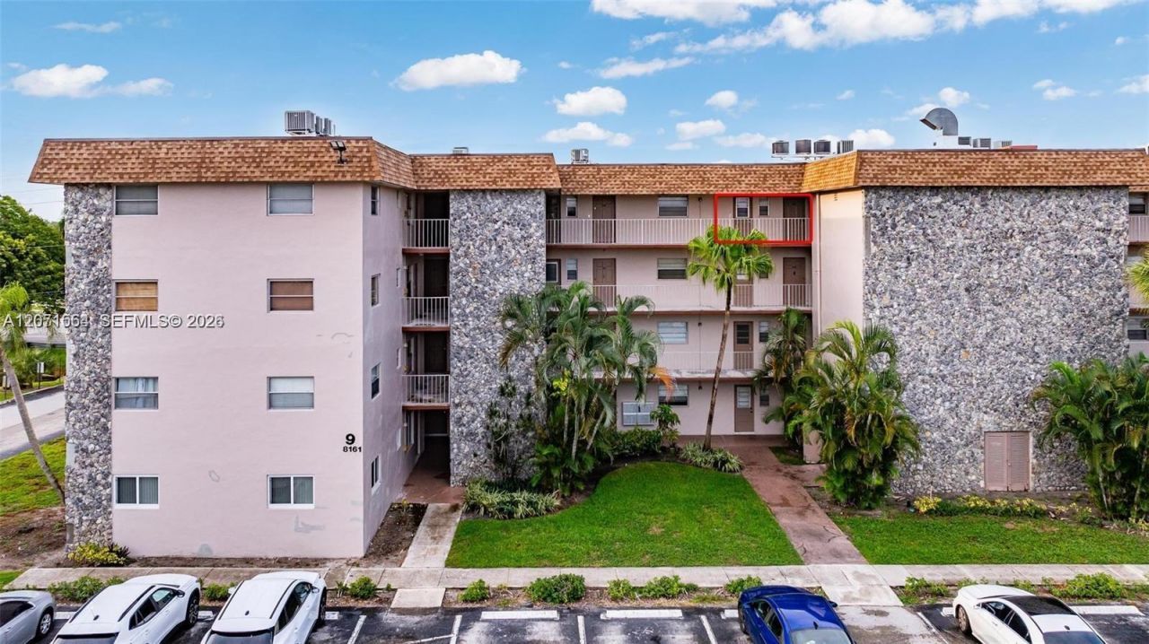8161 SW 24th Ct , Unit 404, Davie, FL 33324 Photo