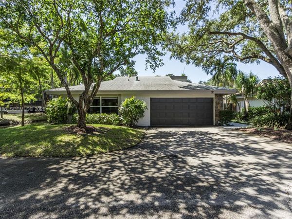 13 Dogwood Rd , Hollywood, FL 33021