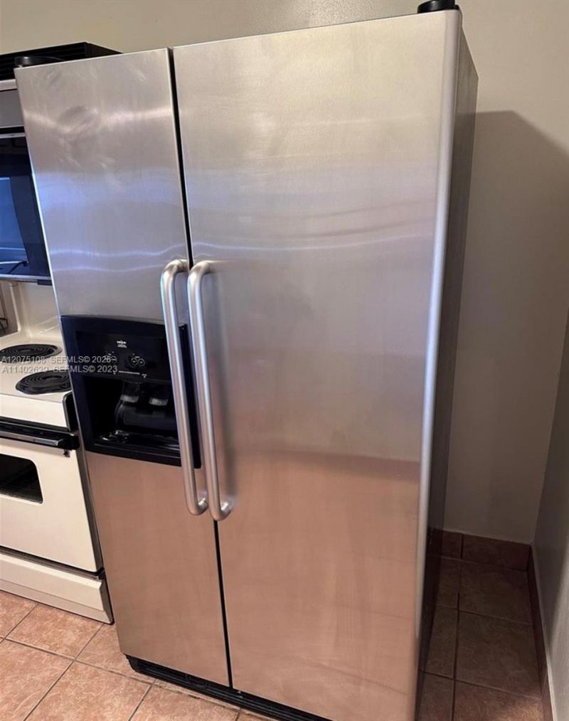 20850 San Simeon Way , Unit 603-5, Miami, FL 33179 Photo