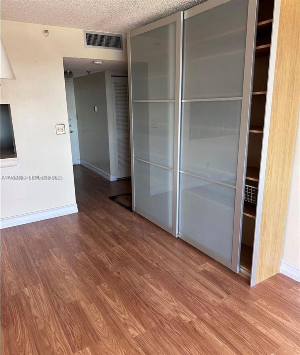 20850 San Simeon Way , Unit 603-5, Miami, FL 33179 Photo