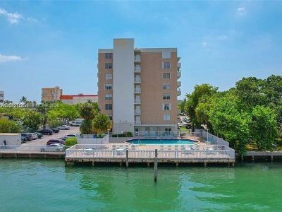 1455 N Treasure Dr, Unit PH-H, North Bay Village, FL 33141 Photo