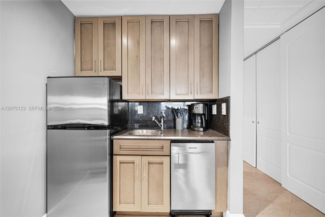 405 N Ocean Blvd , Unit 103, Pompano Beach, FL 33062 Photo