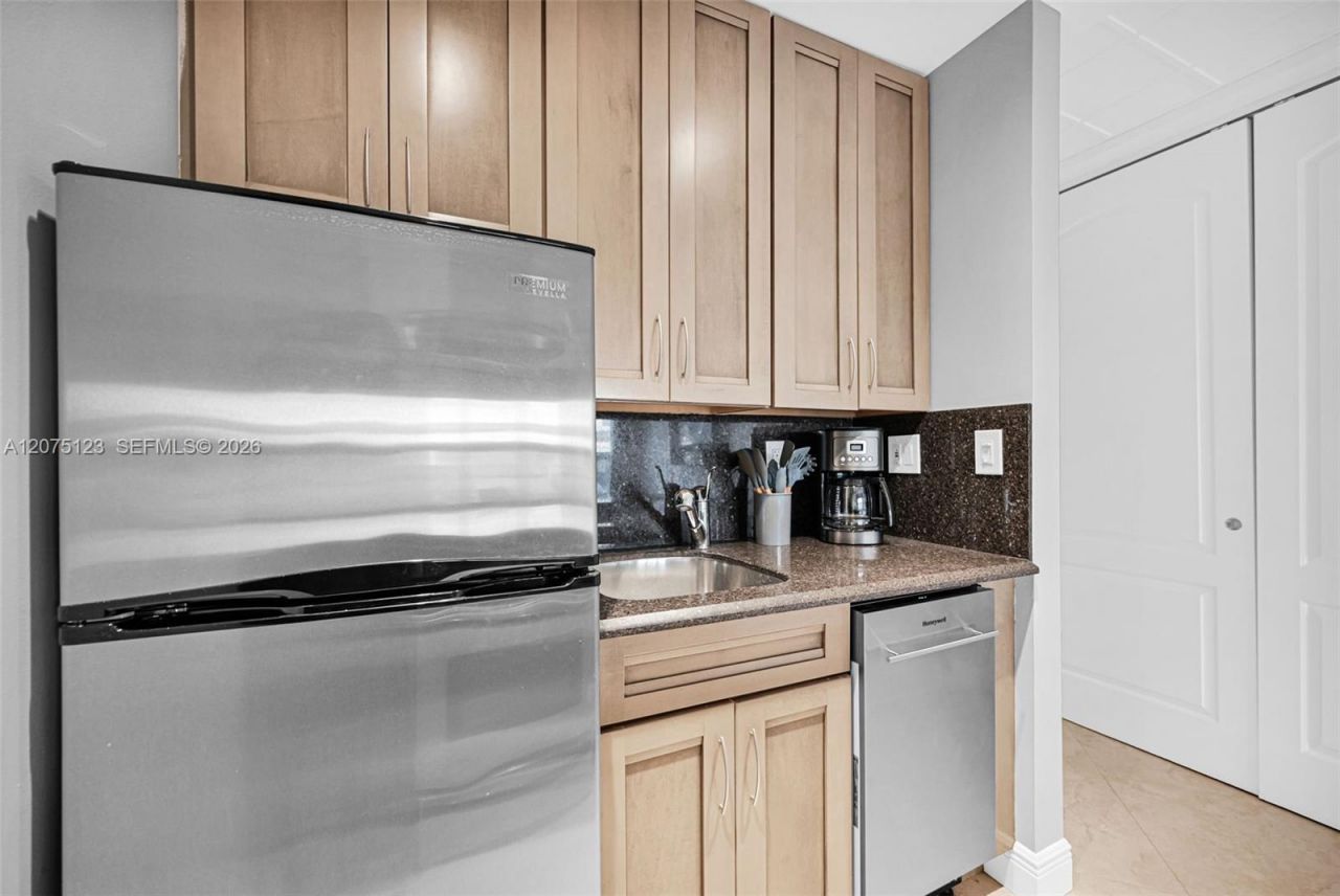 405 N Ocean Blvd , Unit 103, Pompano Beach, FL 33062 Photo