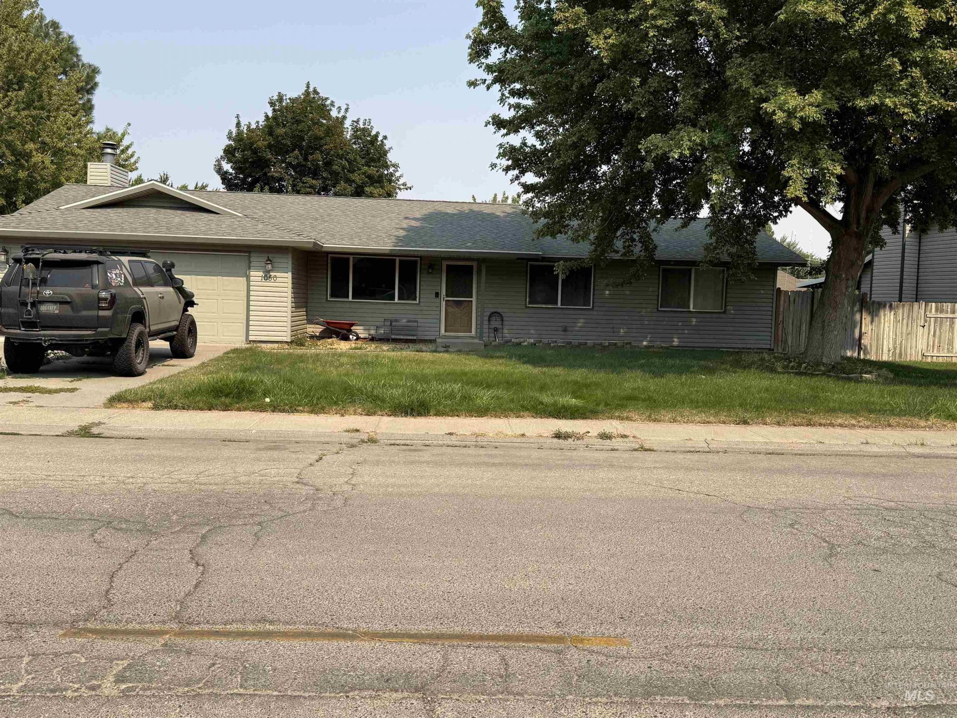 1050 S Haskett, Mountain Home, ID 83647 Main Photo