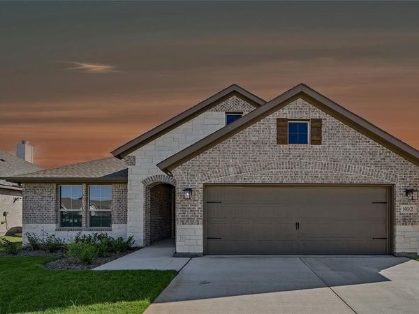 802 Juneau Street, Gainesville, TX 76240