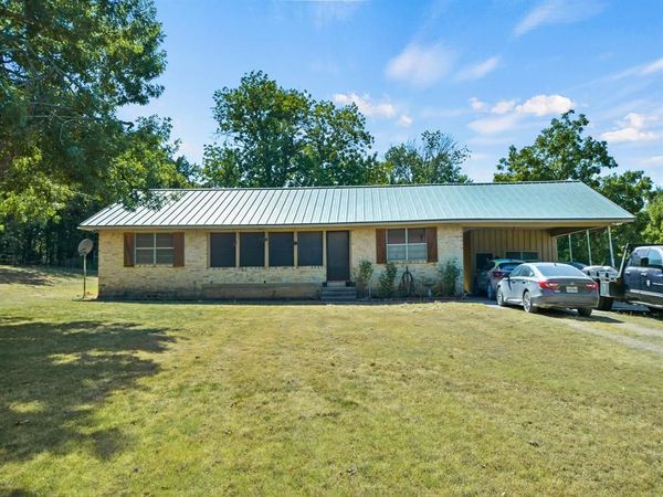 2045 County Road 113, Whitesboro, TX 76273