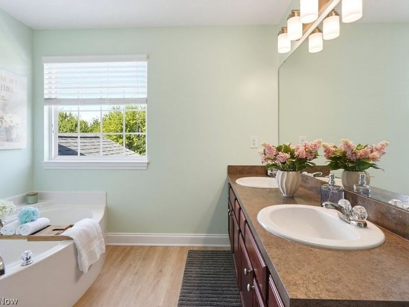 882 Queens Gate Way, Wadsworth, OH 44281 Photo 25