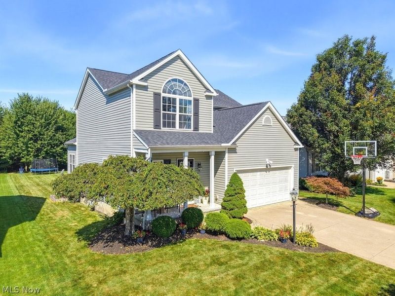 882 Queens Gate Way, Wadsworth, OH 44281 Photo 3