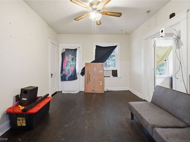 15715 School Avenue, Cleveland, OH 44110 Photo 12