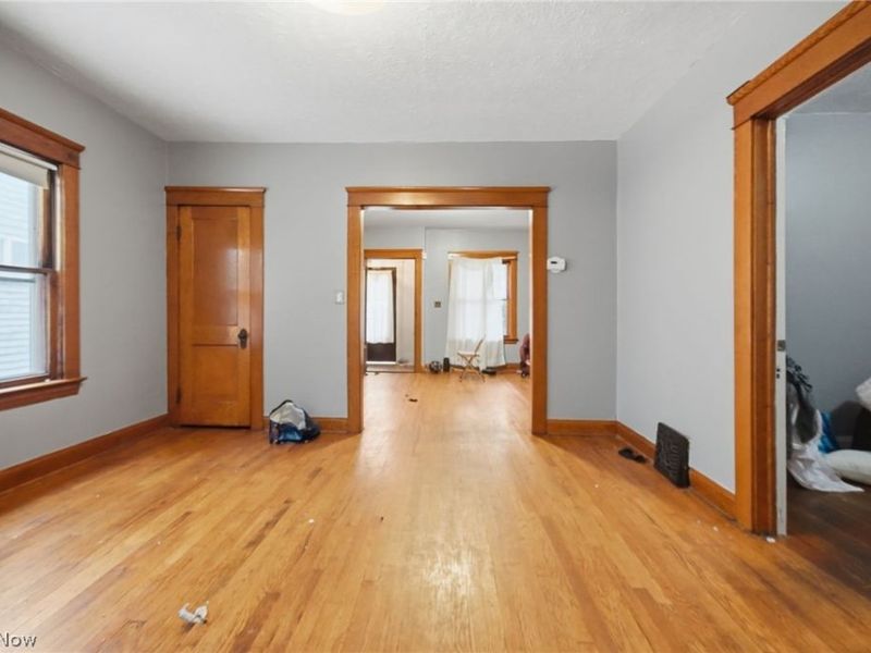 15715 School Avenue, Cleveland, OH 44110 Photo 7