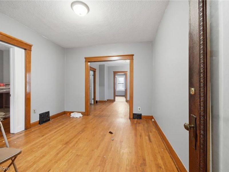 15715 School Avenue, Cleveland, OH 44110 Photo 8